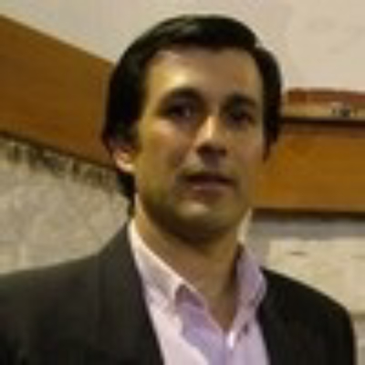 Carlos R Grandoli