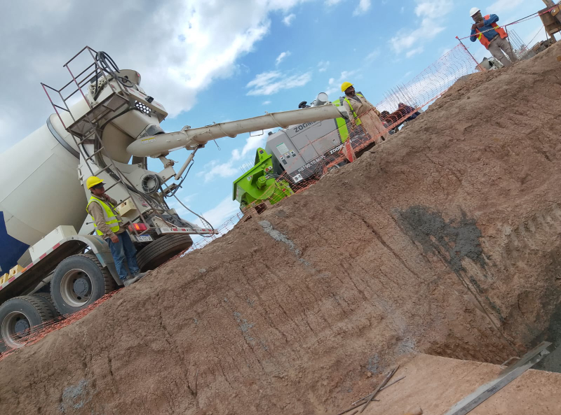 Trabajo en servicio en montaje y anclajes andamista oficial carpintero armador de estructura